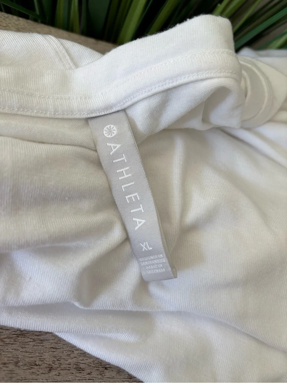 Athleta Cloudlight Stratus blouse - Picture 6 of 7